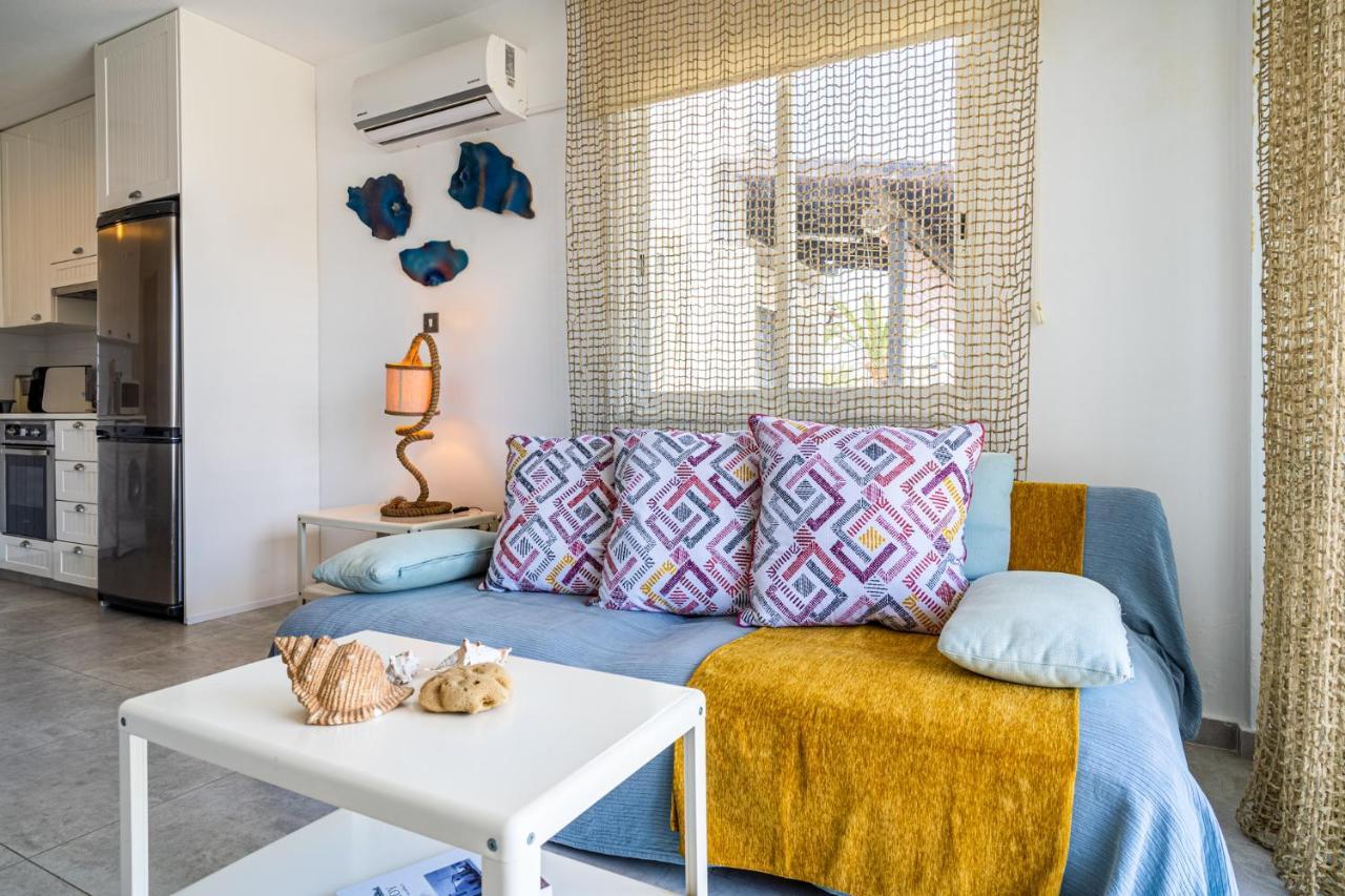 Seawaves 1- Bedroom Apartment Near Meneou Beach Larnaca Ngoại thất bức ảnh