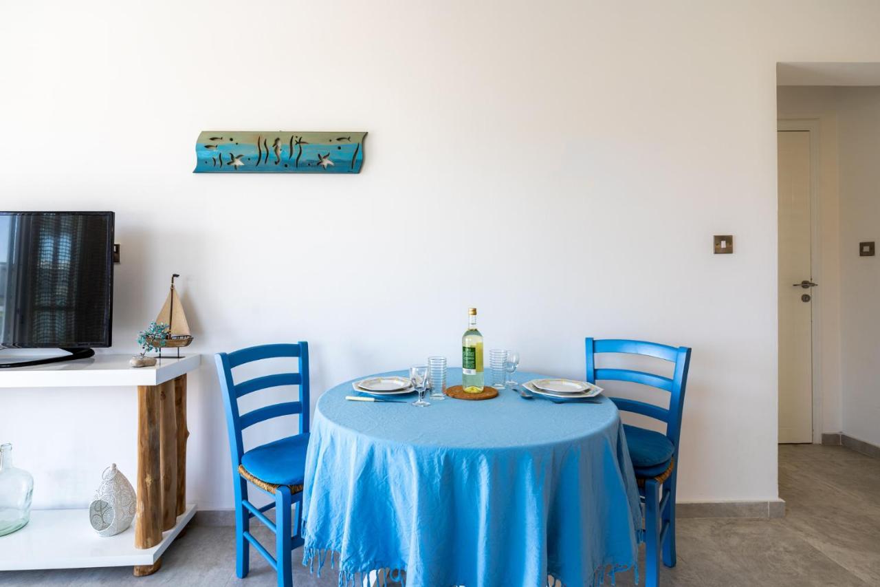 Seawaves 1- Bedroom Apartment Near Meneou Beach Larnaca Ngoại thất bức ảnh
